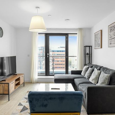 High Rise 2 Bedroom & 2 Bath Apartment With Parking, Balcony & Amazing View Manchester Exteriör bild
